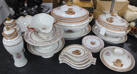 A Chinese export style enamelled porcelain twenty nine piece dinner service, soup tureen 35cm